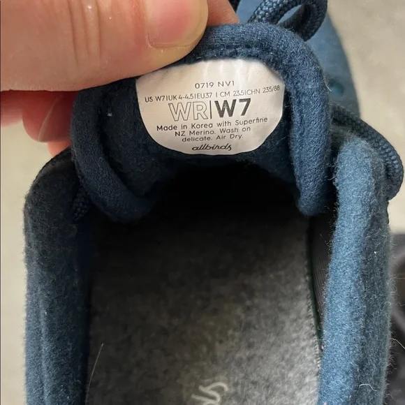 Allbirds Wool Runners - Navy and Charcoal - Picture 2 of 10